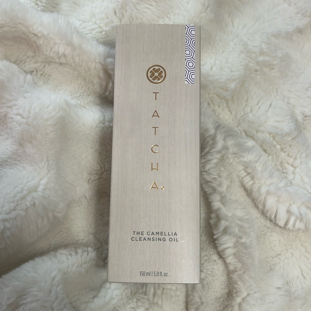 The camellia cleansing oil by tatcha